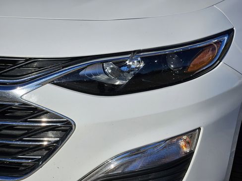 Used 2020 Chevrolet Malibu LS image 10
