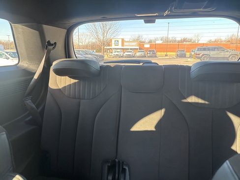 Used 2025 Hyundai Palisade Calligraphy image 10