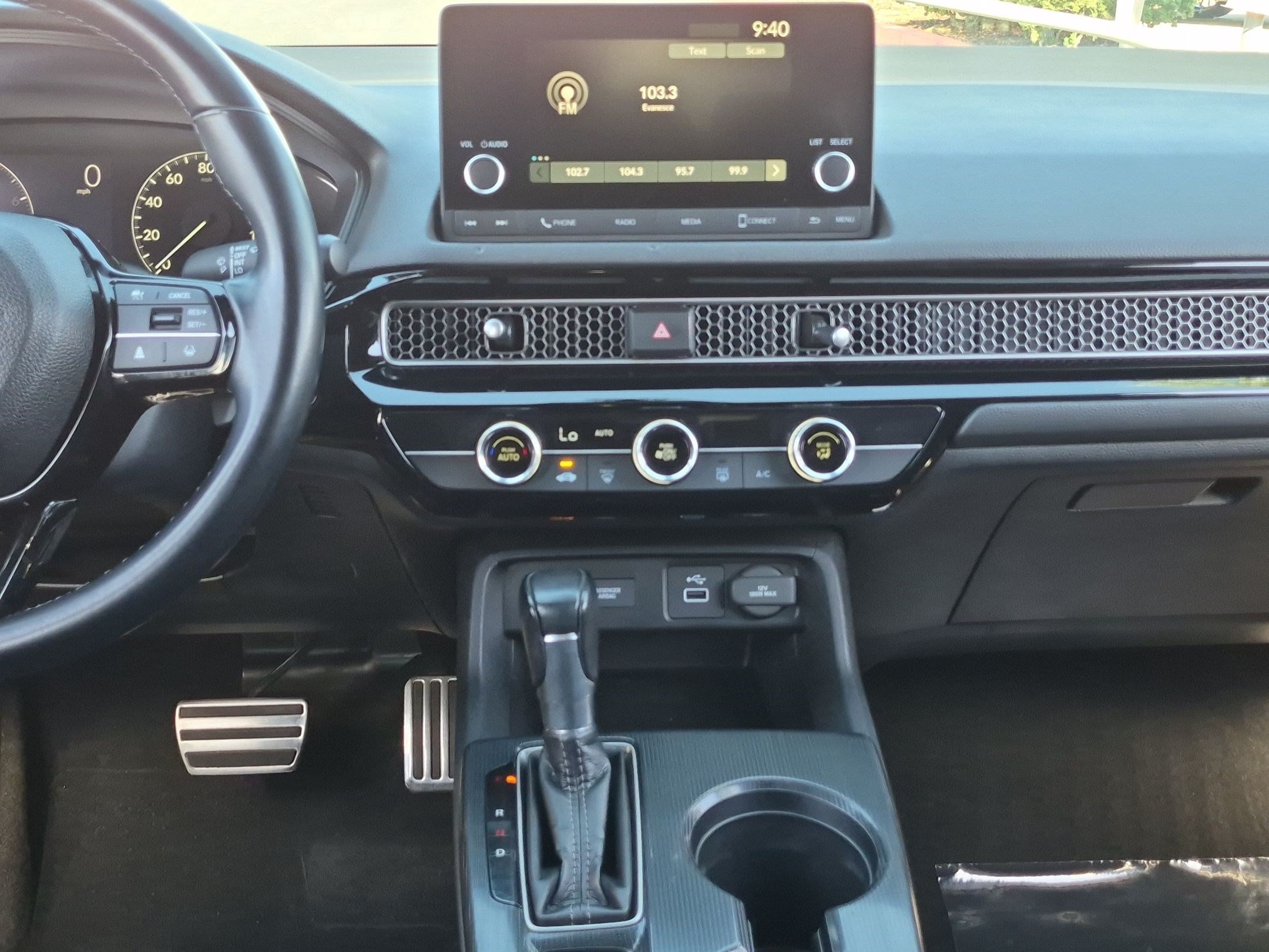 Used 2022 Honda Civic Sport image 28