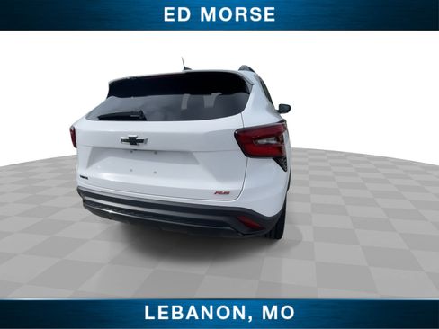 Certified 2024 Chevrolet Trax RS w/ Driver Confidence Package image 8