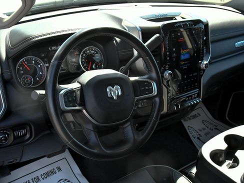 Used 2024 RAM 2500 Laramie AWD/4WD image 18