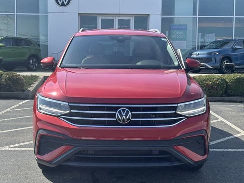 Certified 2023 Volkswagen Tiguan SE AWD/4WD image 2