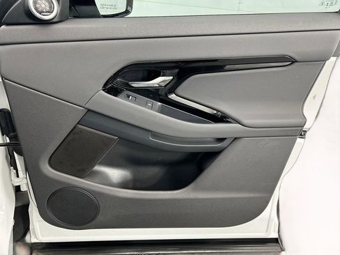Used 2025 Land Rover Range Rover Evoque S image 24