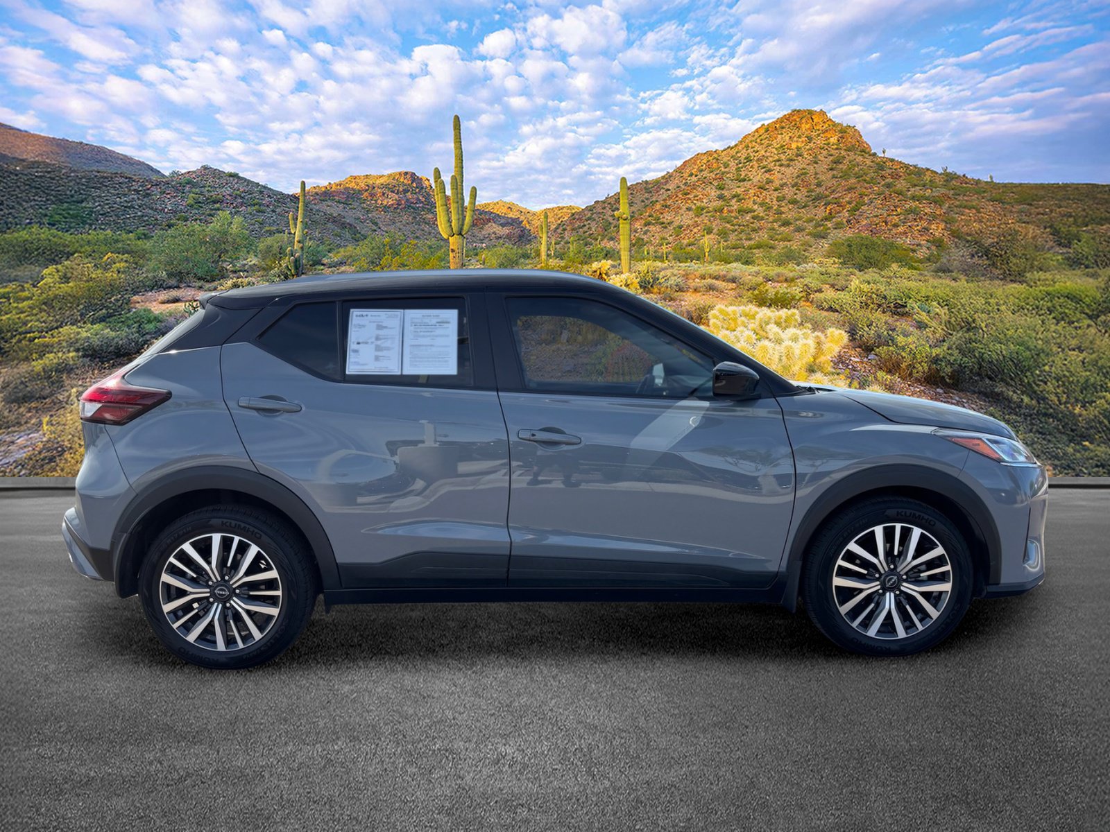 Used 2024 Nissan Kicks SV FWD image 3