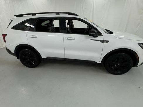 Used 2022 Kia Sorento S AWD/4WD image 2