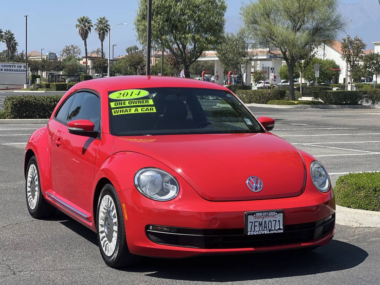 Used 2014 Volkswagen Beetle 2.5 FWD image 1