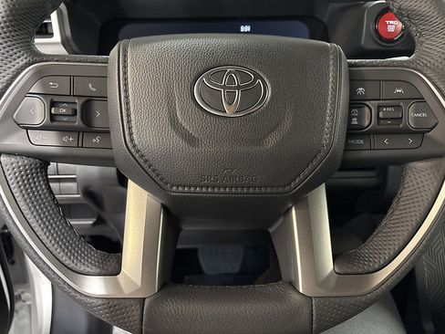 New 2026 Toyota Tacoma TRD Off-Road AWD/4WD image 16