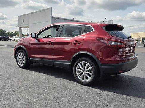 Used 2021 Nissan Rogue Sport S FWD image 3
