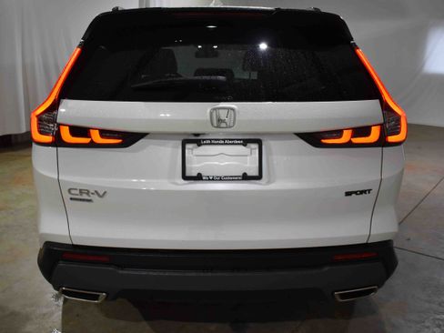 Certified 2025 Honda CR-V Sport image 8