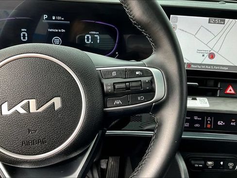 Used 2023 Kia Sportage X-Line w/ X-Line Premium Package AWD/4WD image 12