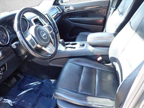 Used 2012 Jeep Grand Cherokee Laredo AWD/4WD image 11