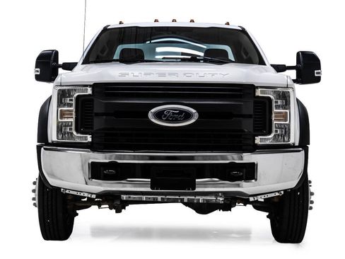 Used 2018 Ford F550 4x4 Regular Cab Super Duty image 7