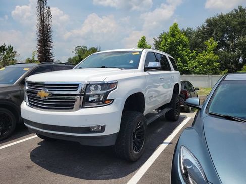 Used 2019 Chevrolet Tahoe Premier RWD image 2