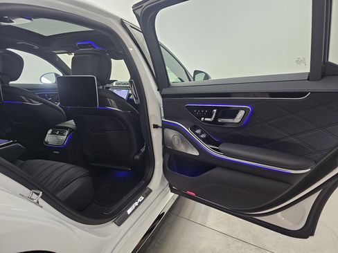 New 2025 Mercedes-Benz S 63 AMG S image 25