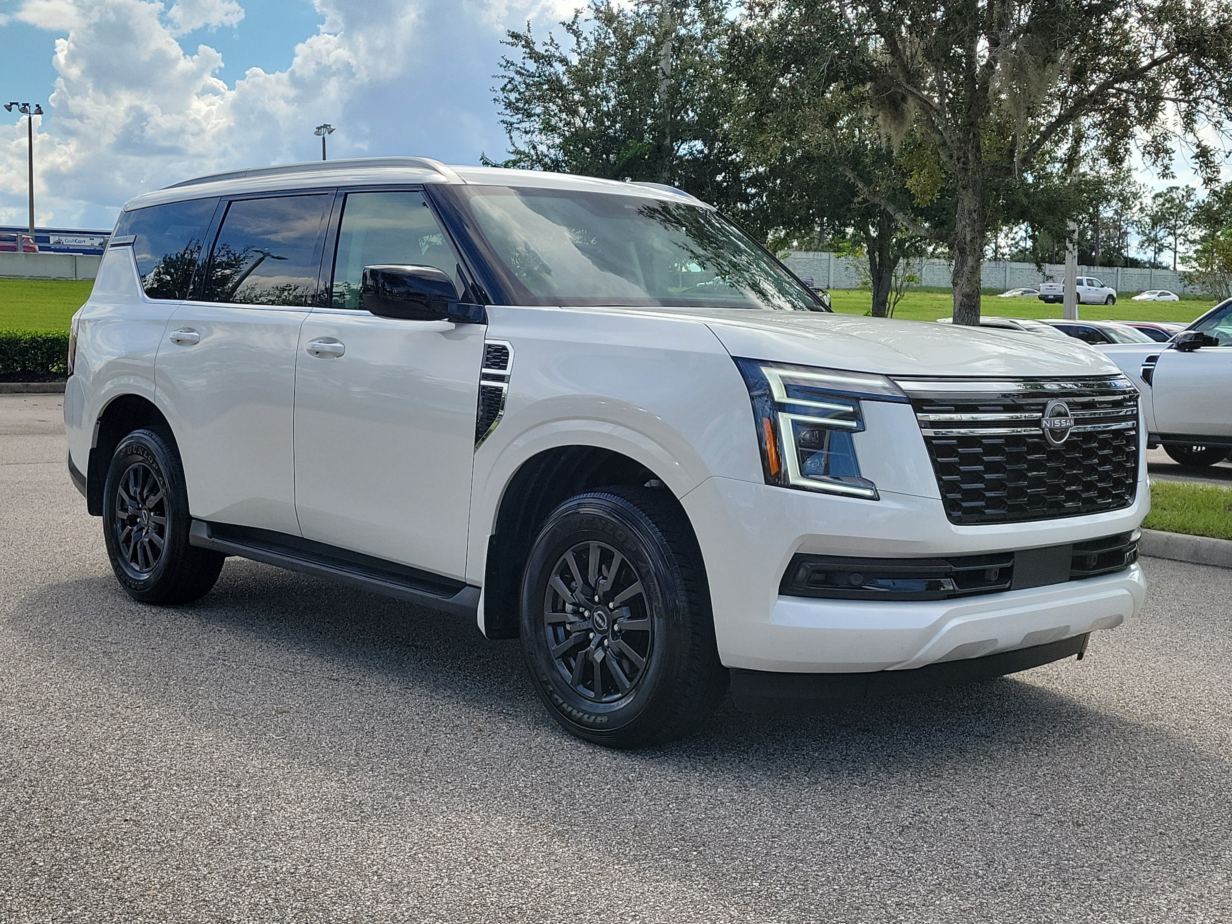 Certified 2026 Nissan Armada SV RWD image 3