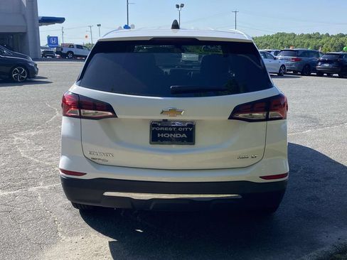 Used 2024 Chevrolet Equinox LT AWD/4WD image 4