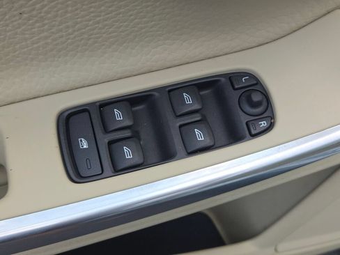 Used 2014 Volvo S60 T5 FWD image 23