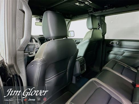 Used 2025 Ford Bronco Outer Banks image 17