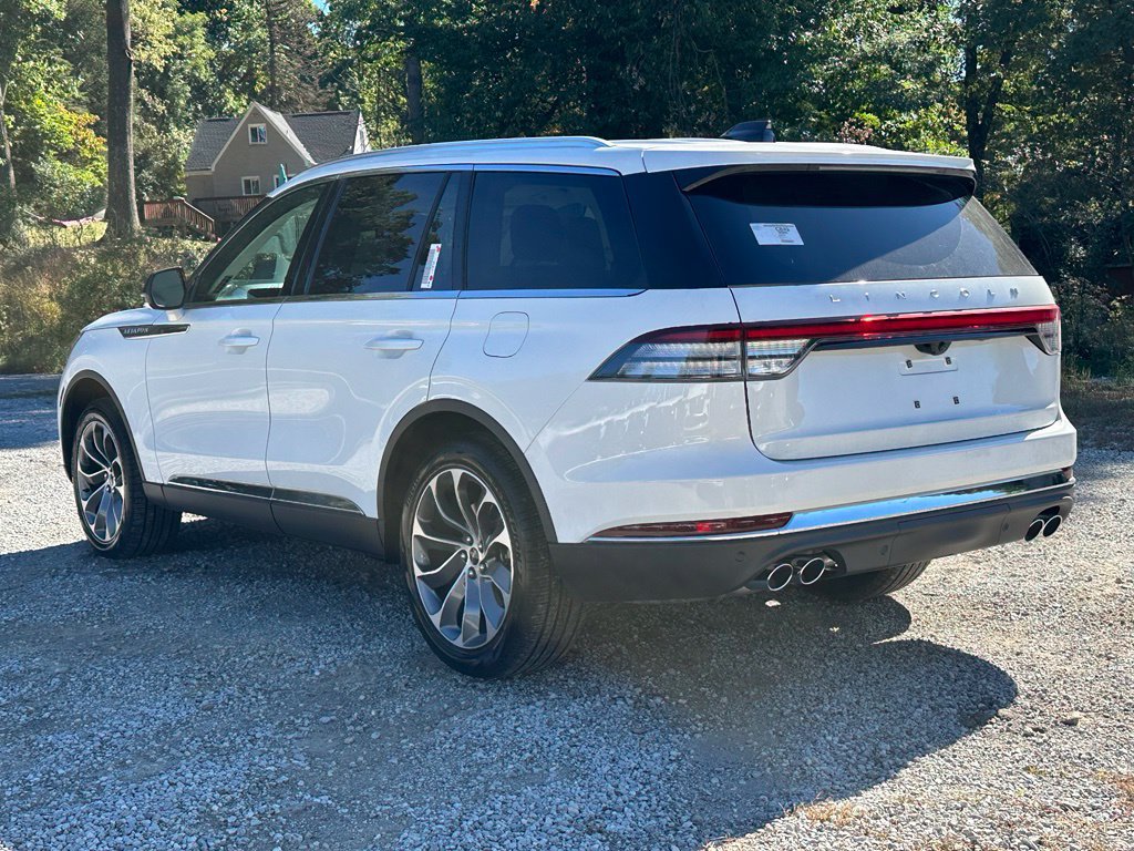 New 2027 Lincoln Aviator Reserve AWD/4WD image 32