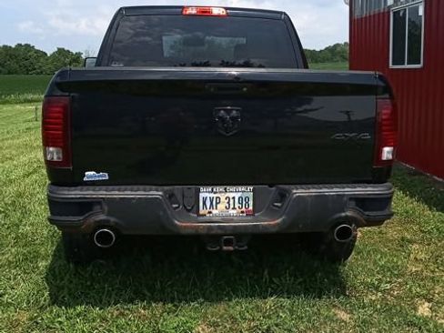 Used 2014 RAM 1500 Express w/ Black Ram 1500 Express Group AWD/4WD image 3