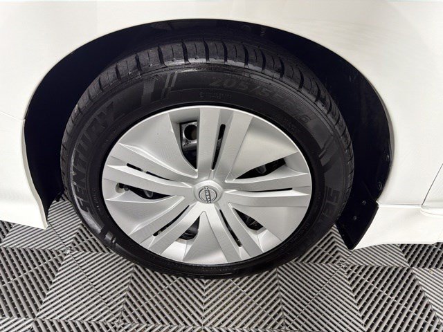 Used 2024 Nissan Leaf S FWD image 23