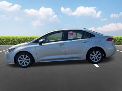 New 2026 Toyota Corolla LE FWD image 7