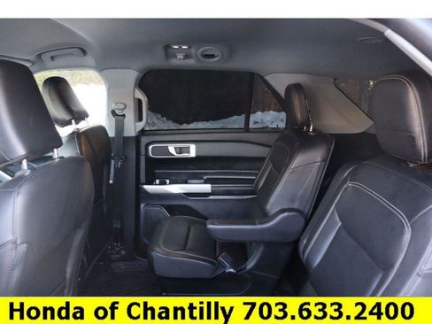 Used 2022 Ford Explorer XLT w/ Equipment Group 202A image 27