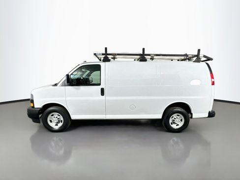 Used 2019 Chevrolet Express 2500 w/ Driver Convenience Package RWD image 2