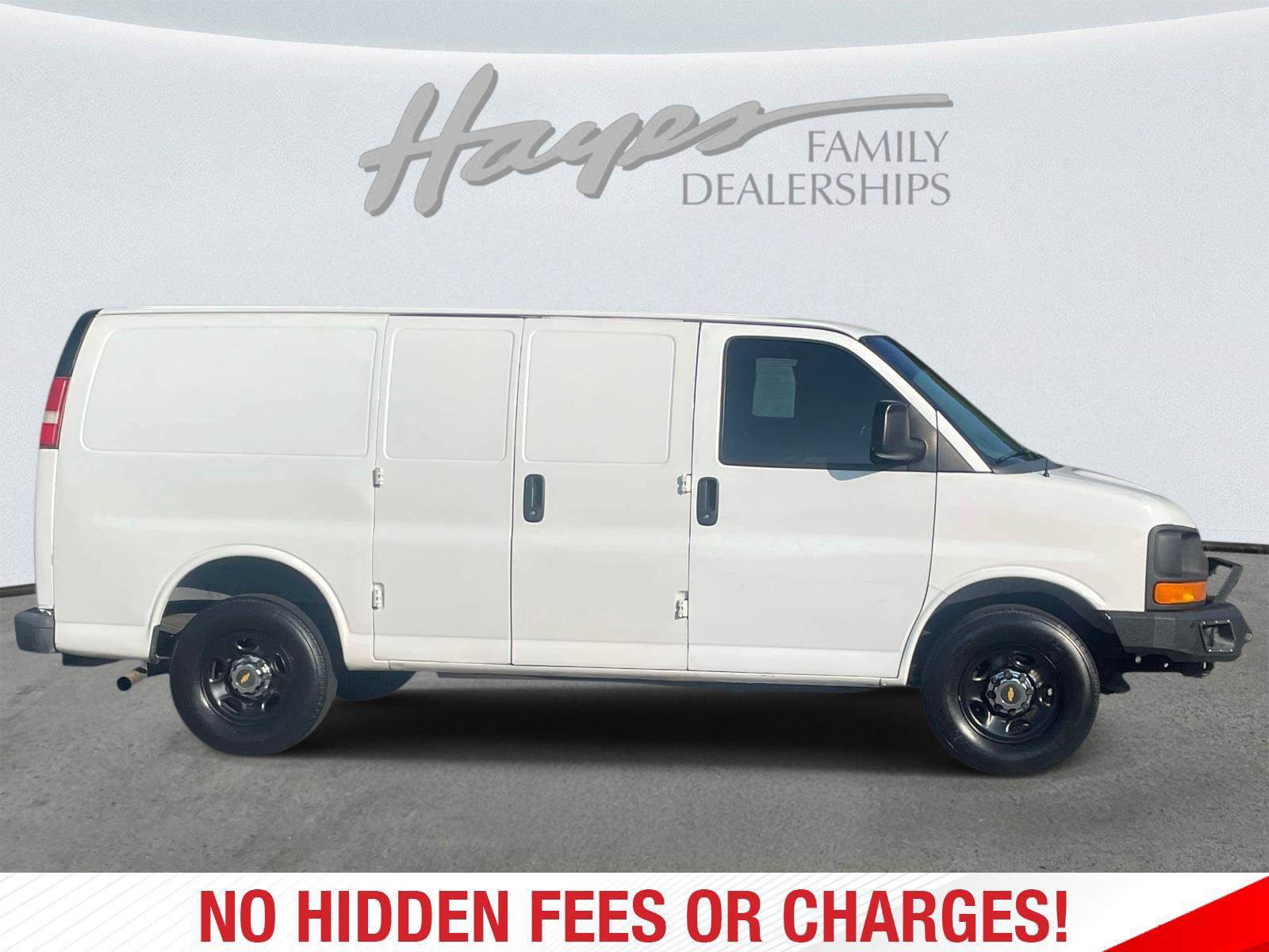 Used 2015 Chevrolet Express 2500 RWD image 2