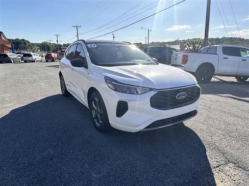 Used 2023 Ford Escape ST-Line w/ Tech Pack #1 FWD image 3