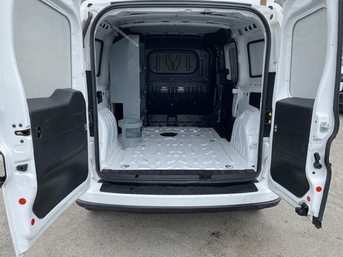 Used 2019 RAM ProMaster City Tradesman SLT FWD image 17
