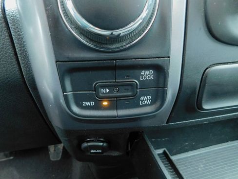 Used 2024 RAM 1500 Classic SLT image 13