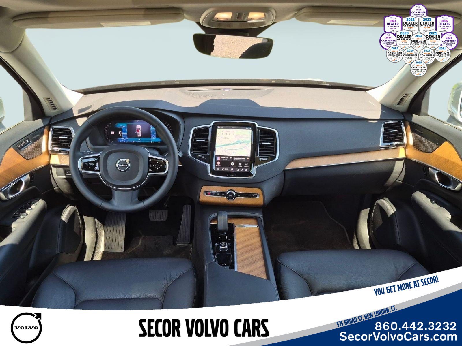 Used 2023 Volvo XC90 B6 Plus AWD/4WD image 23