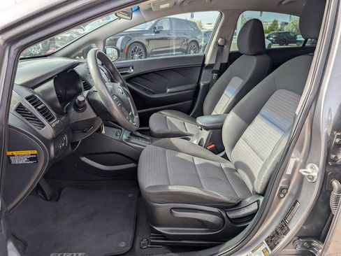 Used 2016 Kia Forte LX w/ LX Popular Plus Package image 23