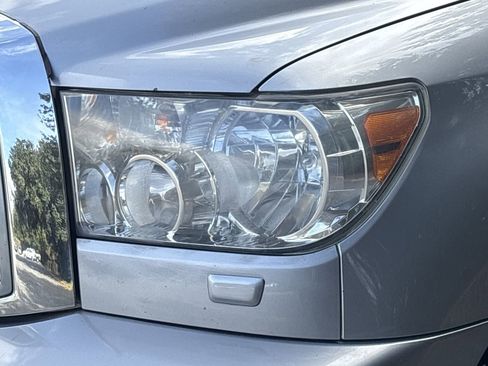 Used 2015 Toyota Sequoia Limited image 28