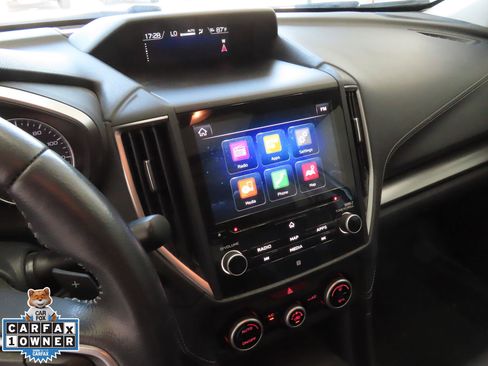 Used 2017 Subaru Impreza 2.0i Limited image 19