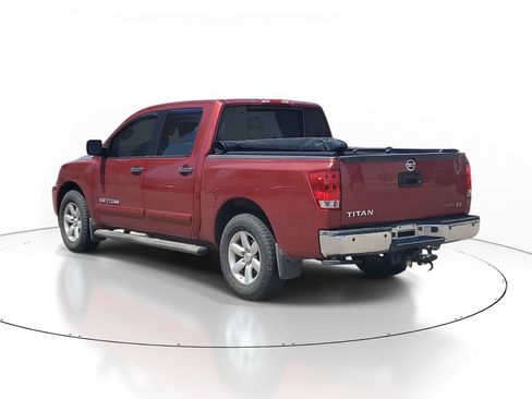 Used 2013 Nissan Titan SV w/ SV Value Truck Pkg RWD image 3