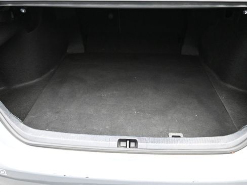 Used 2023 Toyota Camry SE FWD image 14