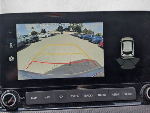 Used 2022 Hyundai Kona Limited FWD image 14