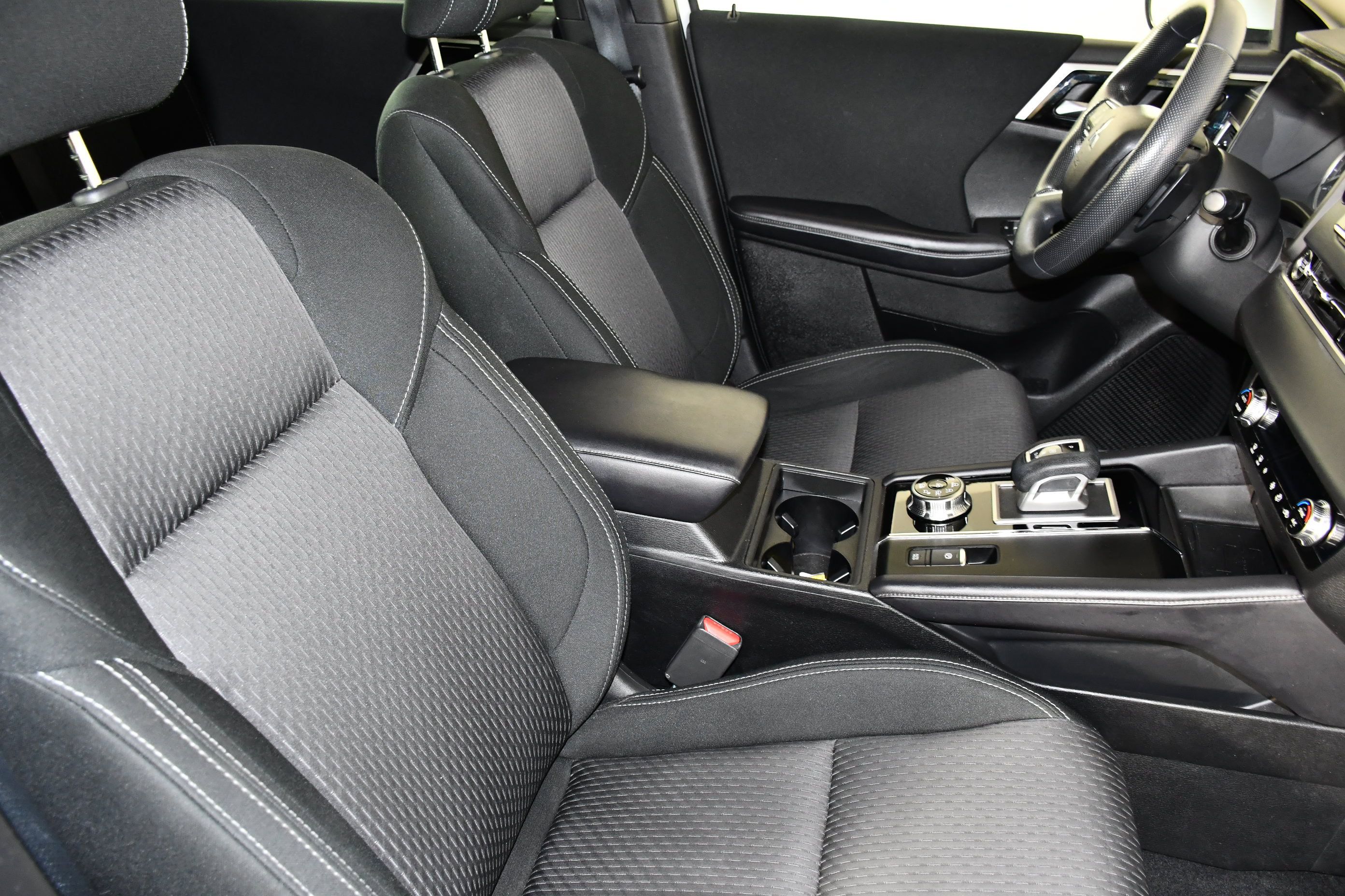 Used 2022 Mitsubishi Outlander ES AWD/4WD image 39