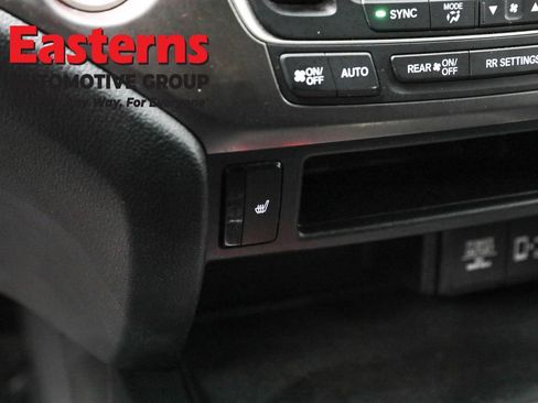 Used 2022 Honda Pilot Sport image 20