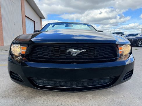 Used 2012 Ford Mustang Convertible image 27