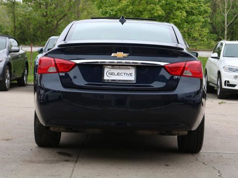 Used 2019 Chevrolet Impala LT w/ Sunroof and Spoiler Package FWD image 10