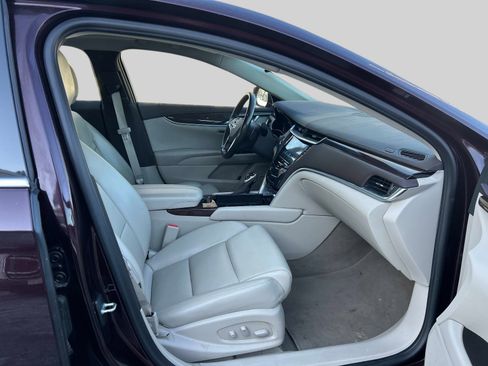 Used 2017 Cadillac XTS Luxury w/ Driver Awareness Package image 17