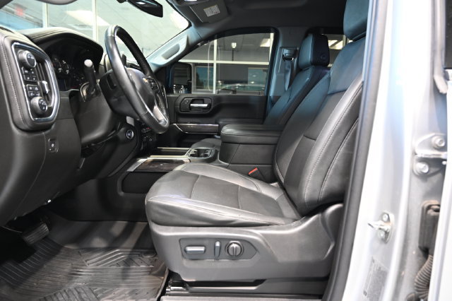 Used 2023 Chevrolet Silverado 3500 LTZ AWD/4WD image 10
