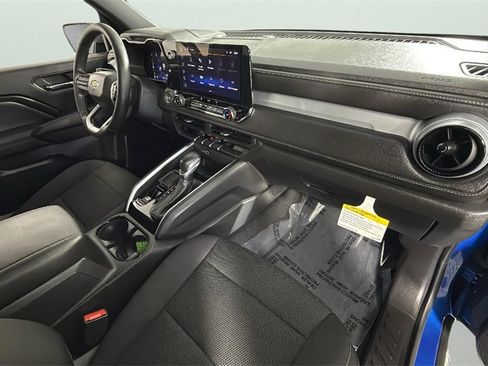Certified 2023 Chevrolet Colorado LT image 30