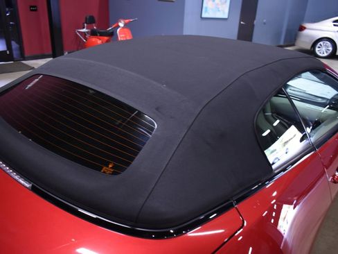 Used 2016 Maserati GranTurismo Sport image 11