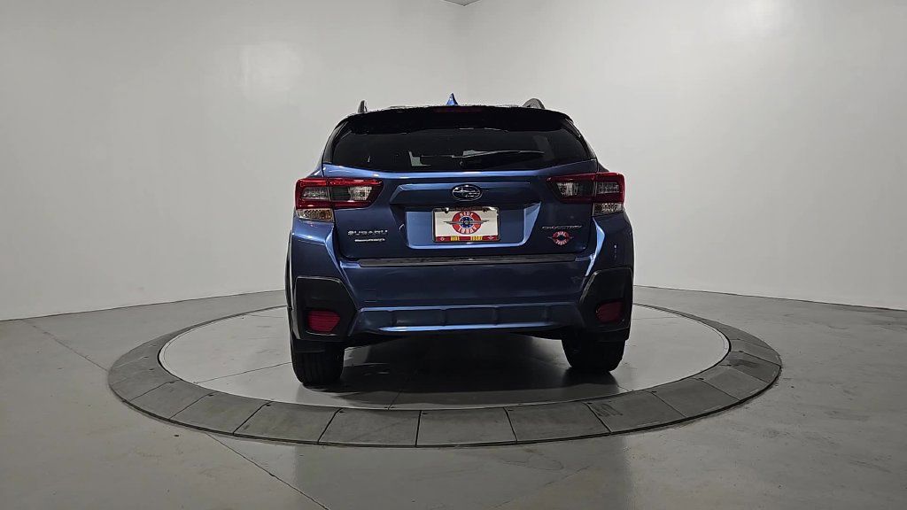 Used 2020 Subaru Crosstrek 2.0i Premium w/ Moonroof Package 2 AWD/4WD image 4