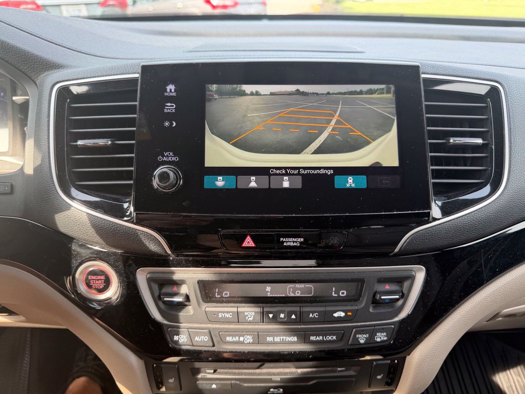 Used 2020 Honda Pilot Touring image 19