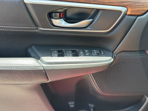 Used 2022 Honda CR-V EX image 17